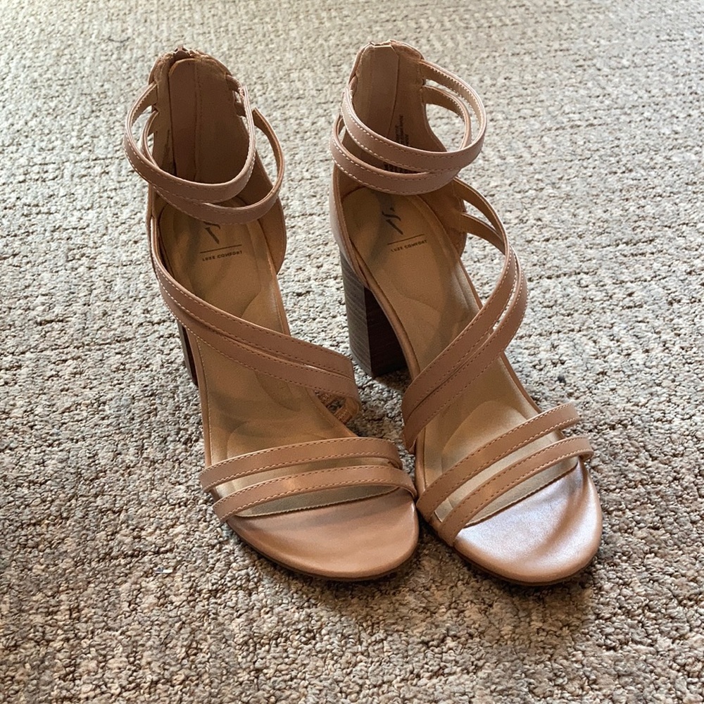 Nude dress heels